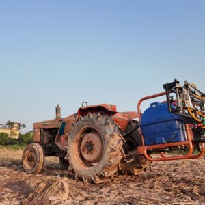 giàn phun thuốc sâu gắn máy cày croptex