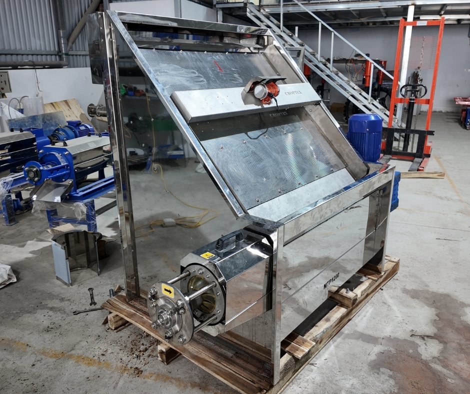 máy tách phân công suất lớn