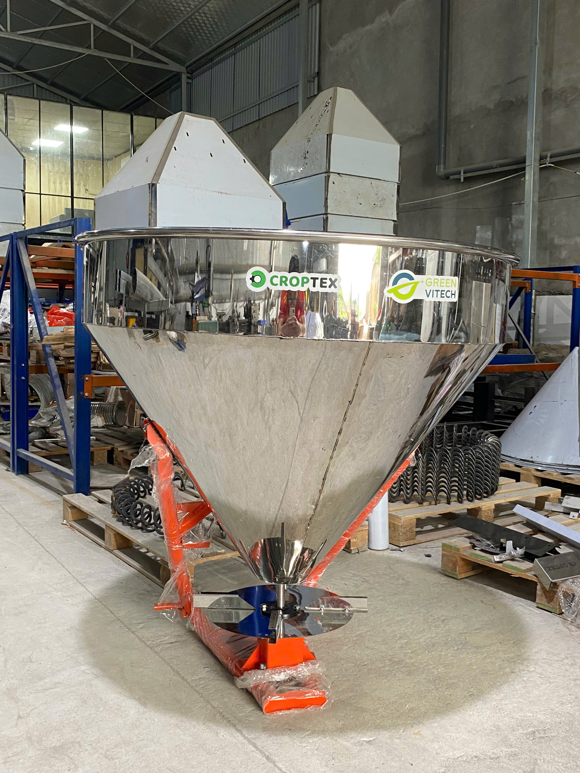 thùng rải phân 500 lít thùng rải phân 500 lít